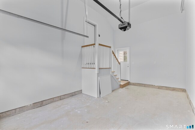 Building Photo - 183 Vesper St