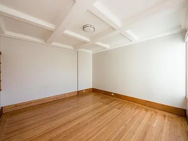 Building Photo - "Experience Vibrant San Francisco Living in This Spacious 4-Bedroom, 2-Bath Gem on Jones Street!"
