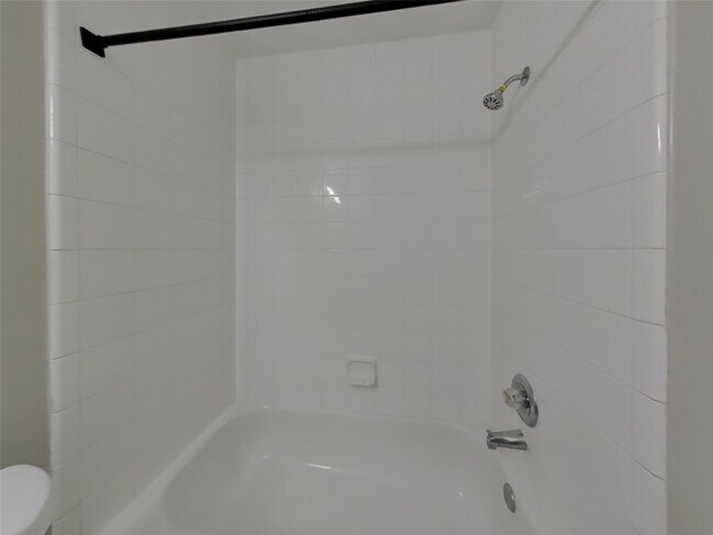 Building Photo - 24307 Hard Wood Dr