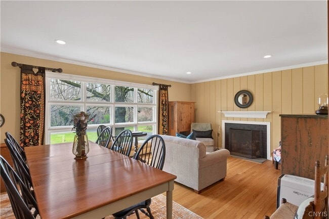 Building Photo - 3862 State St