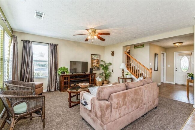 Building Photo - 3930 Cutler Donahoe Way