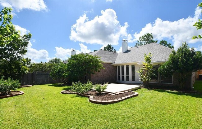 Building Photo - 3111 Zelko Dr