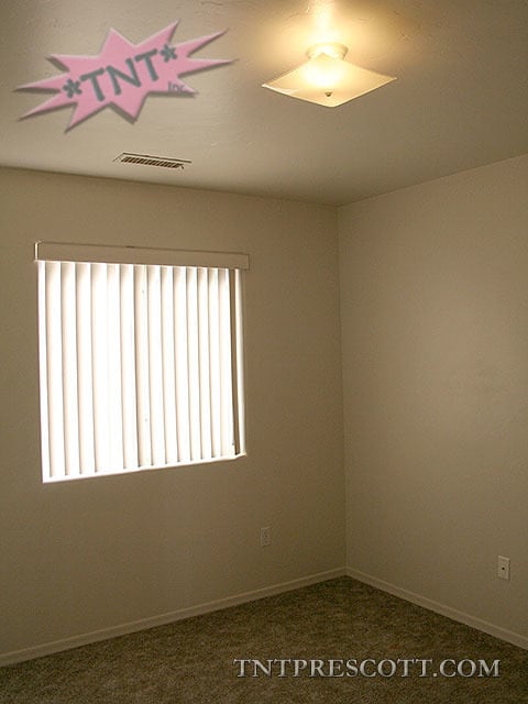 Building Photo - 0739