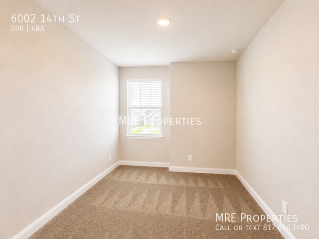 Building Photo - 6002 S 14th St