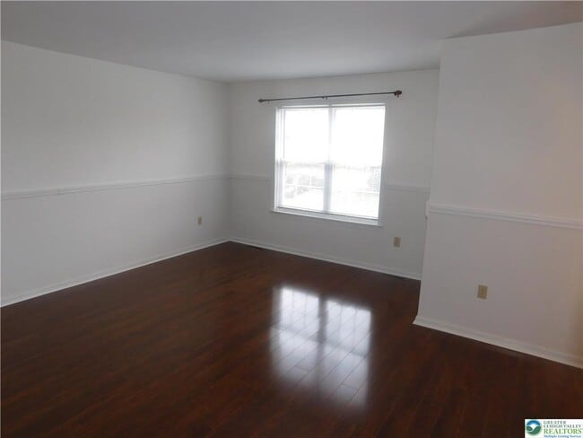 Building Photo - 12 Freedom Terrace