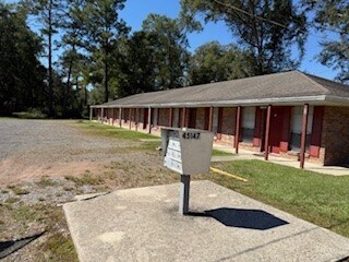 Building Photo - 45147 Durbin Rd