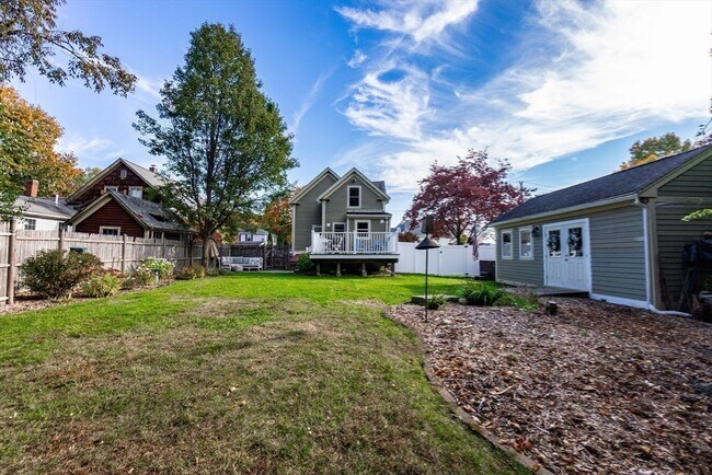 Building Photo - 18 Highland Ave