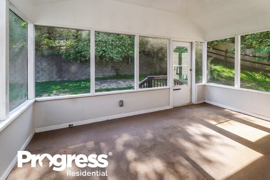 Building Photo - 1133 Piney Church Rd