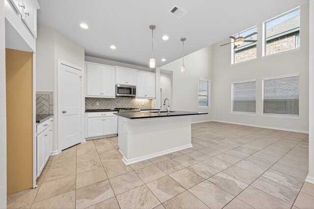 Building Photo - 12154 Texas Trumpet Trail