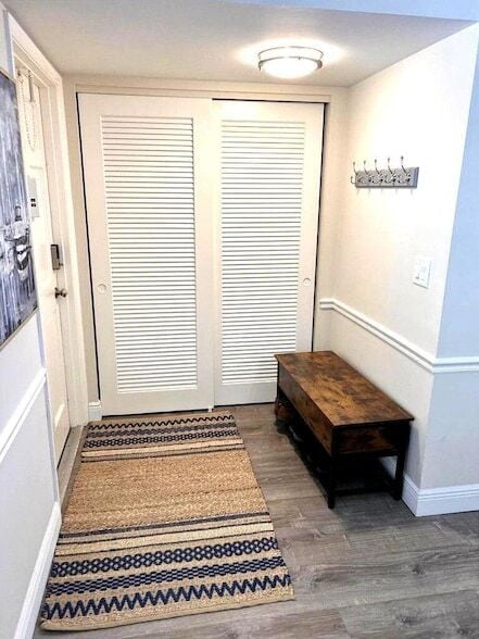 Building Photo - 5580 Tamberlane Cir