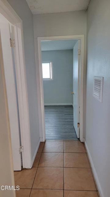 Building Photo - 153 W Cascade Dr