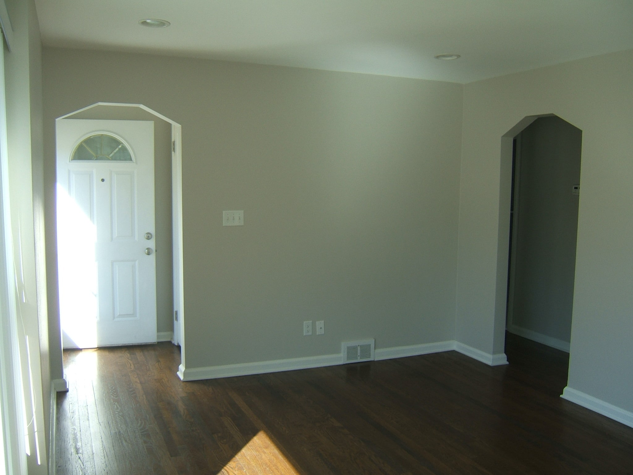 Building Photo - 60 Canfield Dr