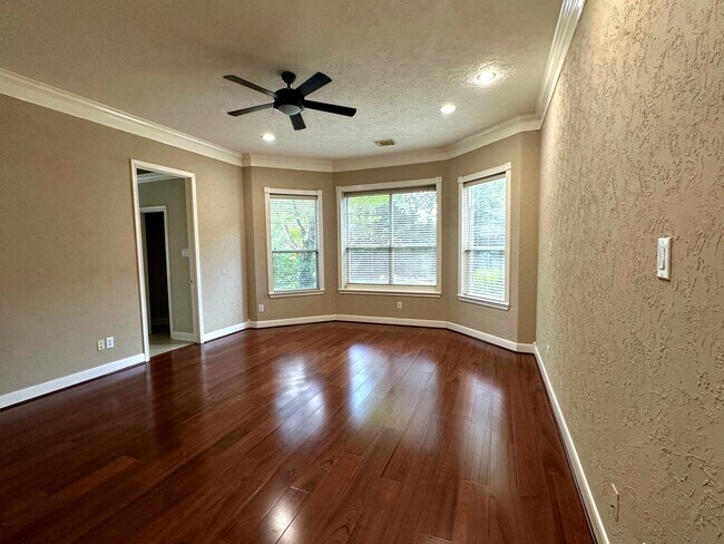 Building Photo - 10814 Keystone Fairway Dr