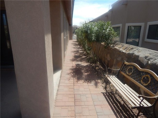 Building Photo - 353 Resler Ridge Dr