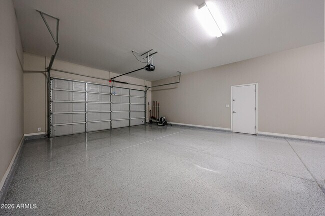 Building Photo - 19053 Rancho Dr