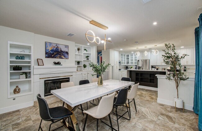 Building Photo - 35 Alden Glen Dr