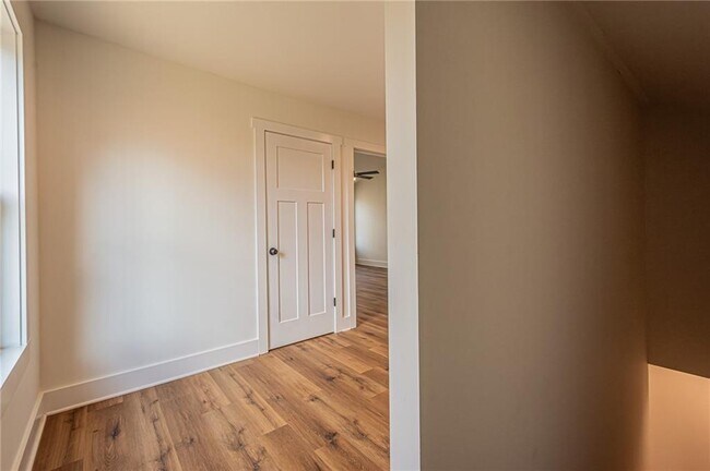 Building Photo - 635 Cane Creek Valley Rd