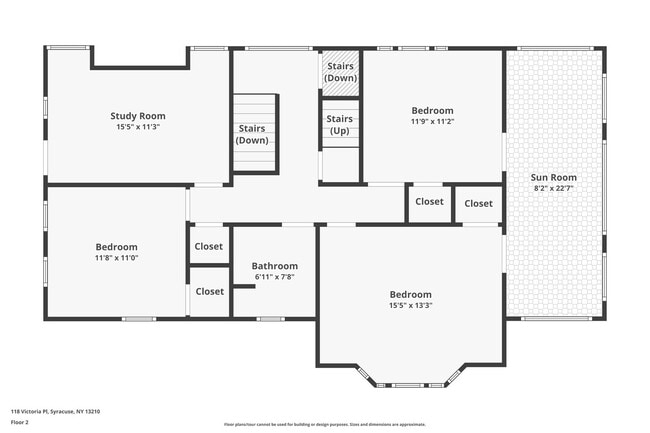 Building Photo - Available 6/1/26 - Spacious Home with Garage