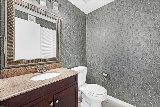 Building Photo - 11614 Village Pl Dr