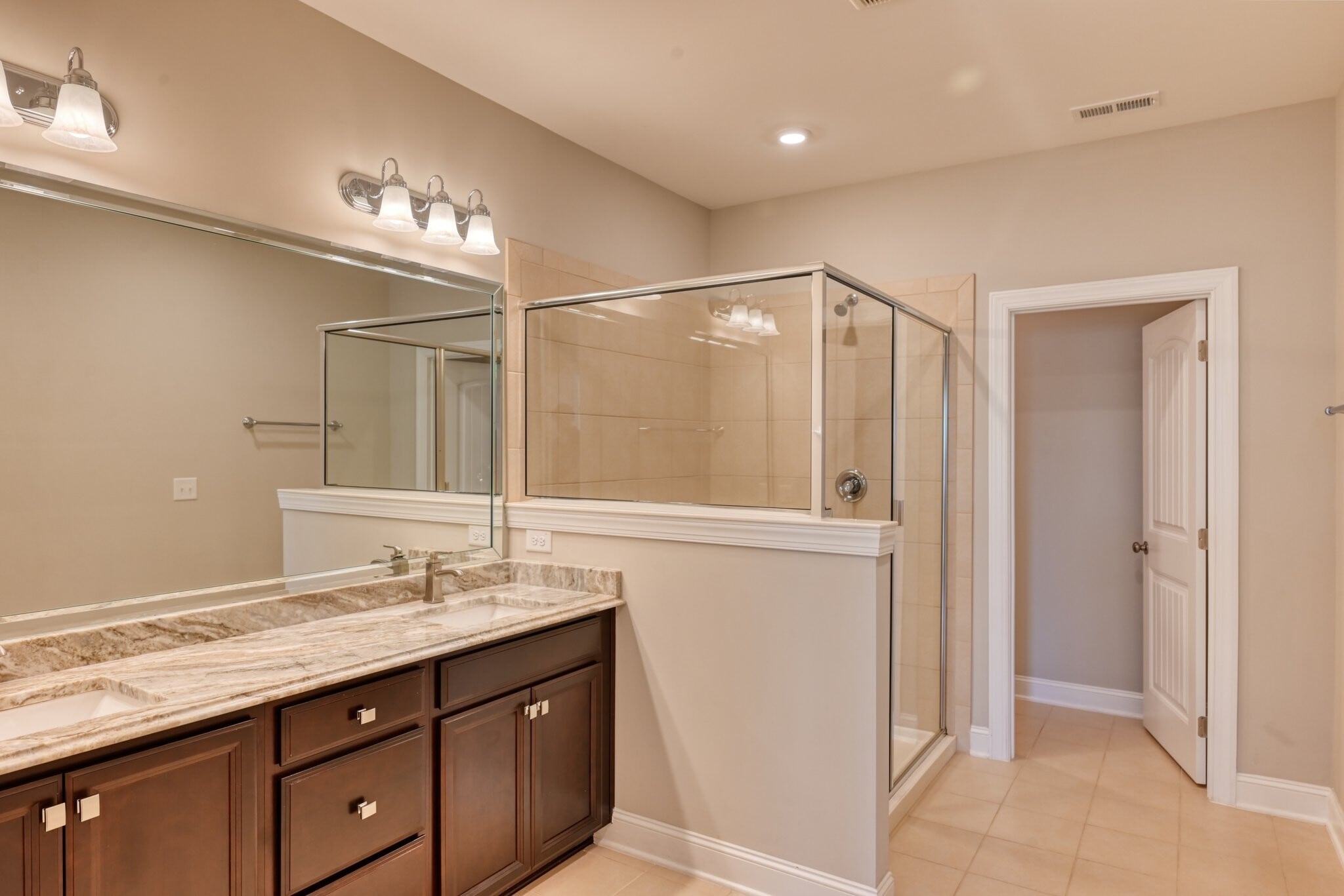 Building Photo - 335 Acorn Hollow Pl