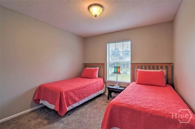 Building Photo - 130 Ropemaker Ln