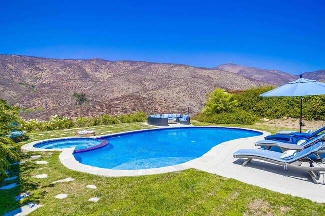 Building Photo - 408 Coastal Hills Dr