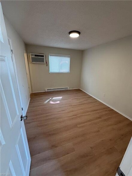 Building Photo - 255 W Ocean View Ave