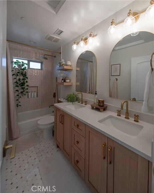 Building Photo - 2207 Warfield Ave