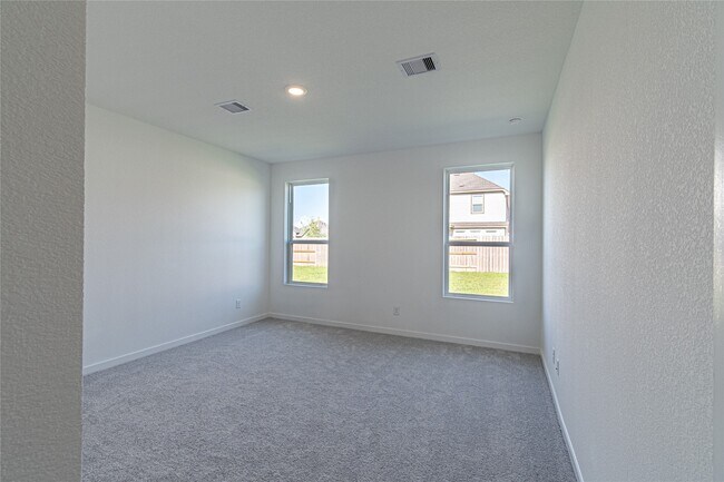 Building Photo - 3022 Palm Branch Dr
