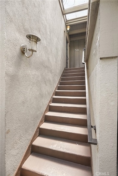 Building Photo - 326 Thalia St