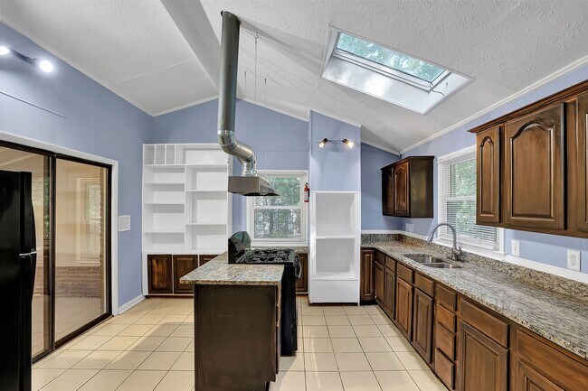 Building Photo - Don’t Miss Out! Look, Lease, and Live Spec...