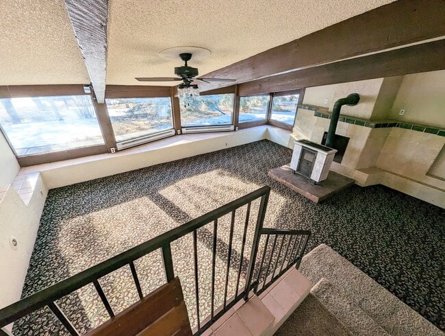 Building Photo - 424 Lake Gulch Rd