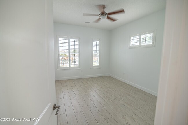 Building Photo - 311 3rd Ave
