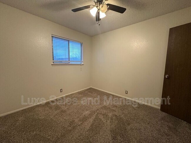 Building Photo - 9643 Hefner Village Blvd