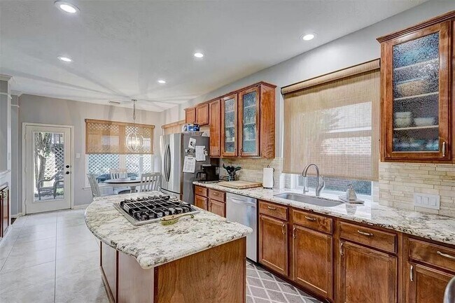 Building Photo - 1207 Campton Ct