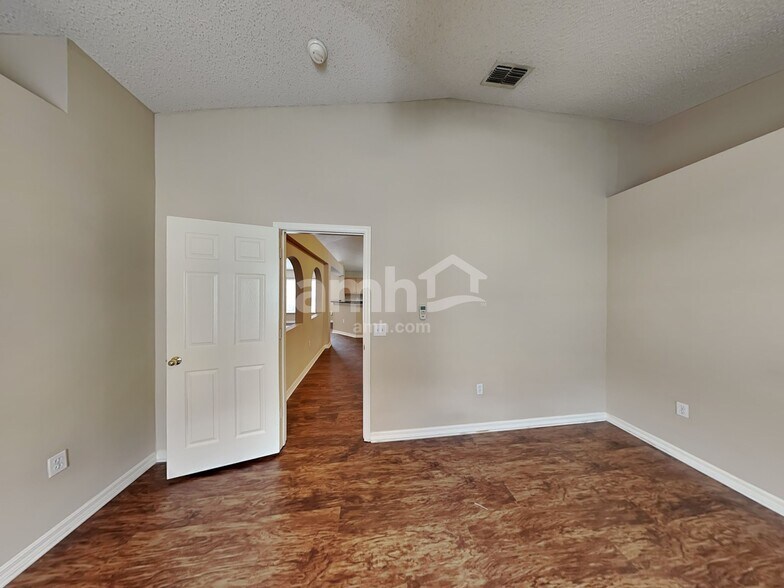 Building Photo - 19206 Wood Sage Dr
