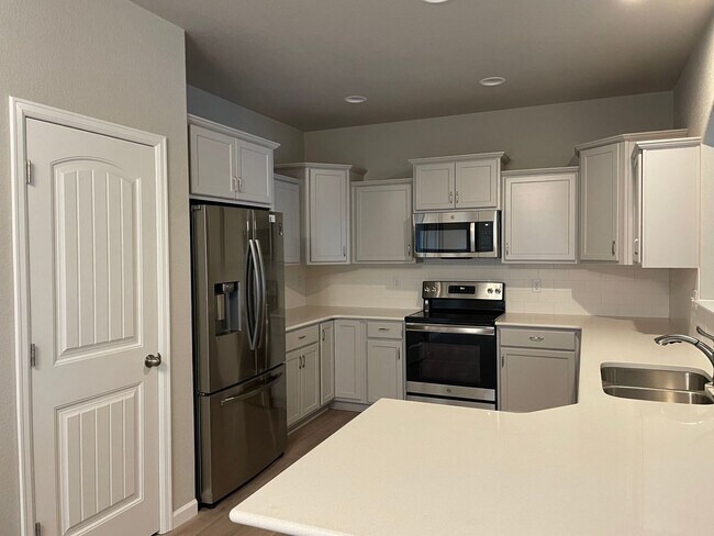 Building Photo - Chapel Heights townhome