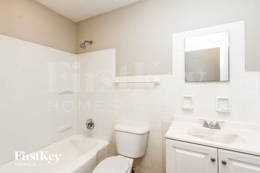 Building Photo - 5970 Manning Rd