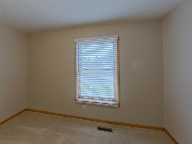 Building Photo - 10071 Raleigh Ct