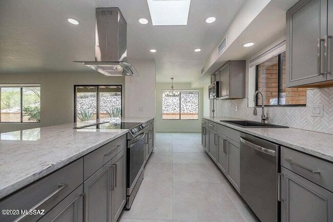 Building Photo - 4989 N Territory Ave