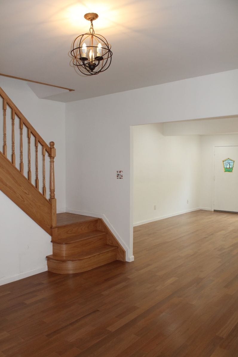 Building Photo - 6954 Loubet St
