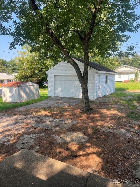 Building Photo - 2407 Oaklawn Blvd