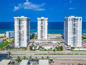Building Photo - 2201 S Ocean Dr