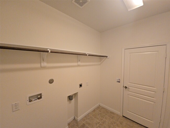 Building Photo - 5206 Gerent Ln