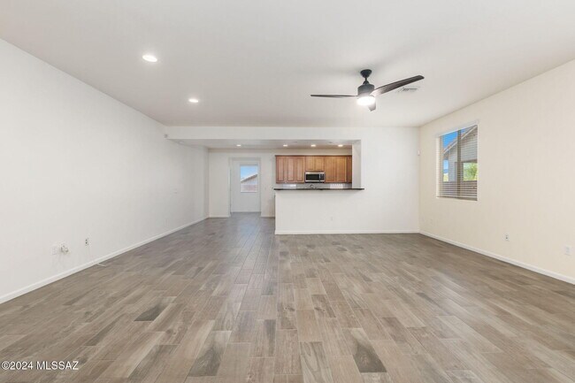 Building Photo - 11415 E Glowing Sunset Dr