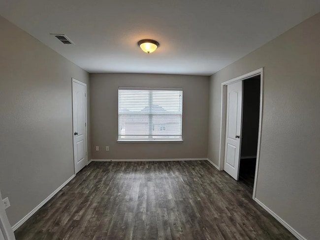 Building Photo - 5-Bed Home with Two Primary Suites & Game Room in Northwest ISD