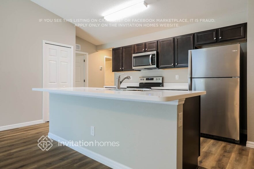 Building Photo - 1094 Veronica St