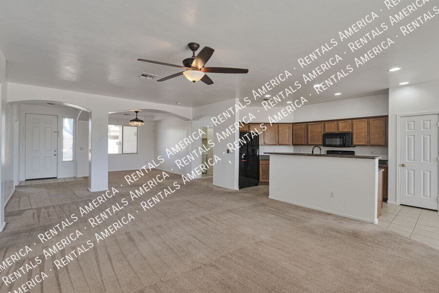 Building Photo - 6722 S Averroes Rd