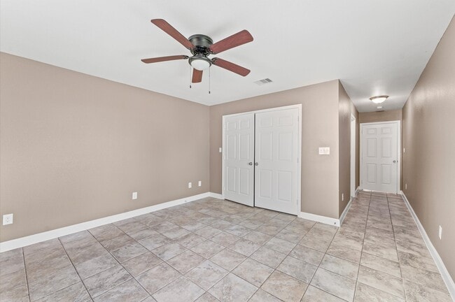 Building Photo - 5107 Gren St