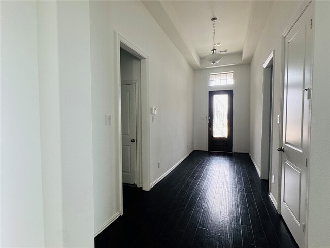 Building Photo - 8403 Terrace Valley Cir